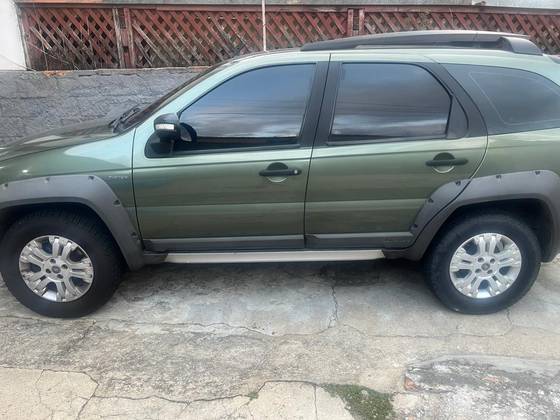 FIAT PALIO 1.8 MPI ADVENTURE WEEKEND 16V FLEX 4P AUTOMATIZADO